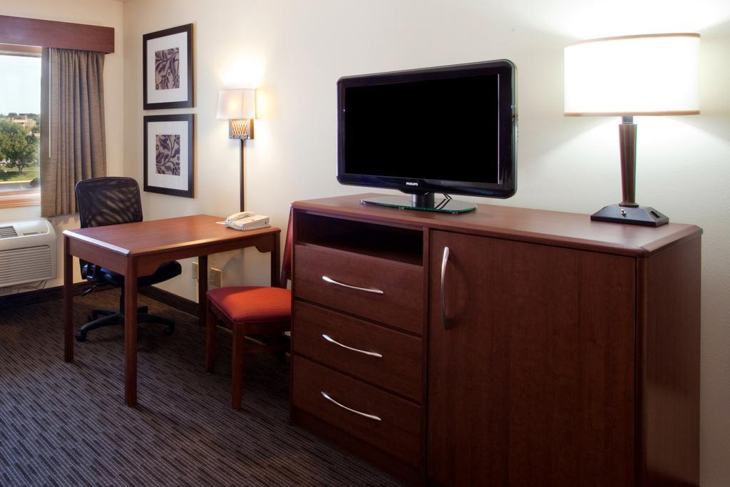 Americinn By Wyndham Johnston Des Moines Urbandale Værelse billede