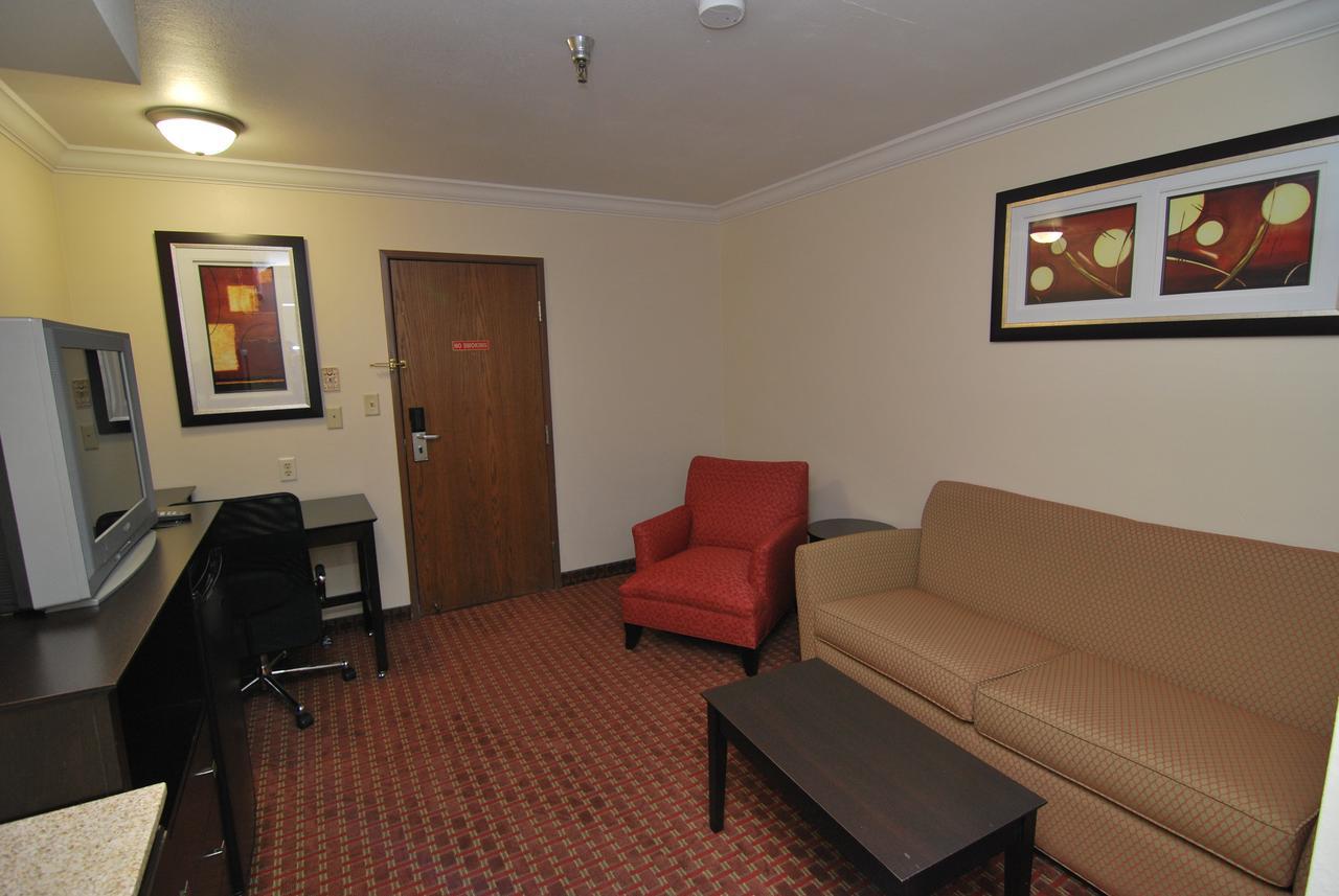Americinn By Wyndham Johnston Des Moines Urbandale Eksteriør billede