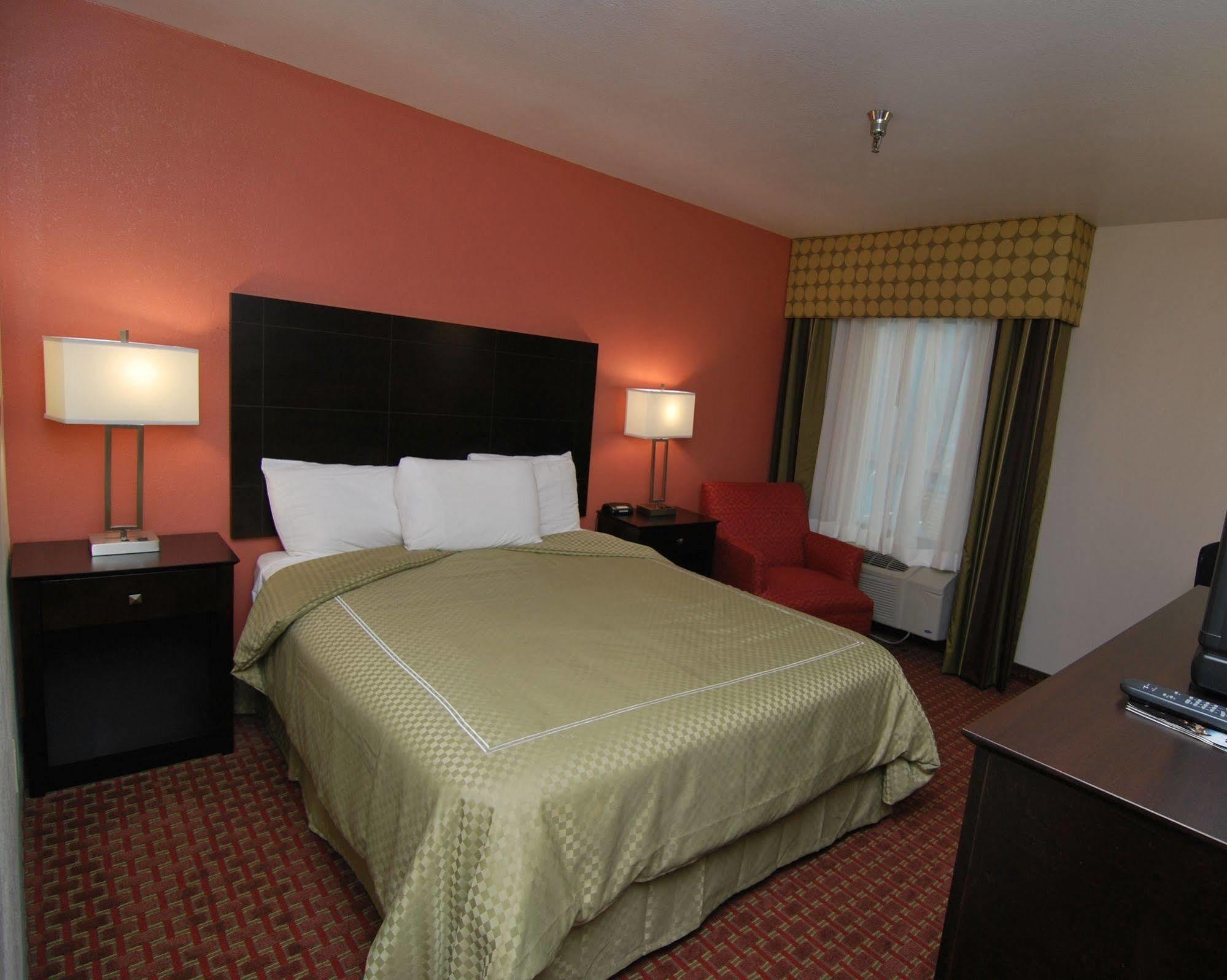 Americinn By Wyndham Johnston Des Moines Urbandale Eksteriør billede